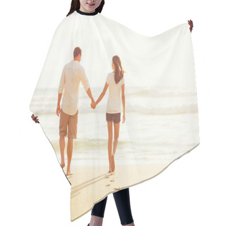 Personality  Couple Walking On The Beach At Sunset Hair Cutting Cape
