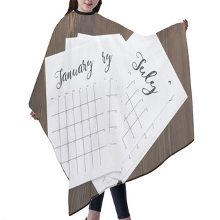Personality  Top View Of Pile Of Paper Calendar Parts On Wooden Tabletop Hair Cutting Cape