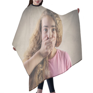 Personality  Surprised Young Girl Hair Cutting Cape