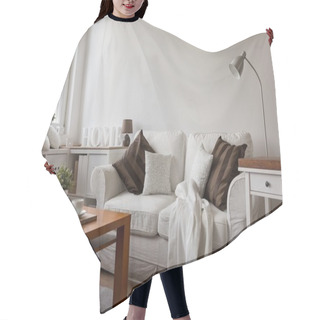 Personality  Small Cozy Living Room Hair Cutting Cape