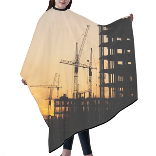 Personality  High-rise Building Houses Hair Cutting Cape