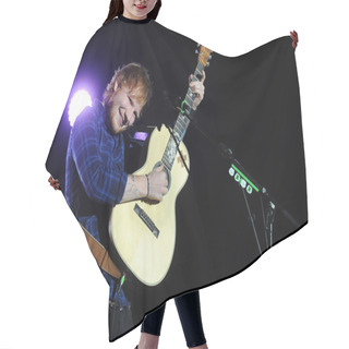 Personality  Ed Sheeran - Concert Hair Cutting Cape