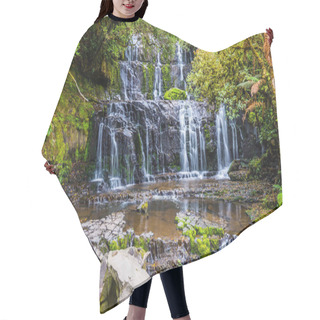 Personality   Exotic Journey To The New Zealand. Picturesque Waterfall In The Mountains.  Concept Of Active And Ecological Tourism Hair Cutting Cape