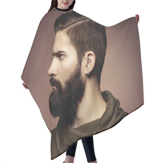 Personality  Portrait Of Handsome Man With Beard Hair Cutting Cape