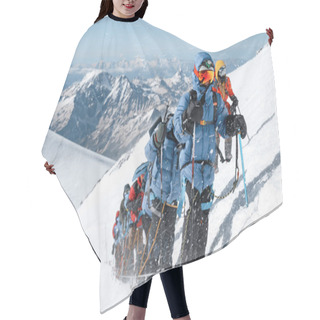 Personality  A Group Of Climbers Climbing Elbrus High Quality Photo Hair Cutting Cape