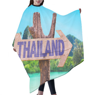 Personality  Thailand Wooden Sign Hair Cutting Cape