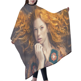 Personality  Red-haired Girl Hair Cutting Cape