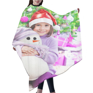 Personality  Little Girl On Christmas Celebration Hair Cutting Cape