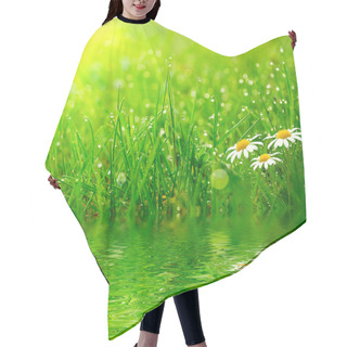 Personality  Green Grass Bacground Hair Cutting Cape