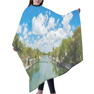 Personality  Waterfront Community Hair Cutting Cape