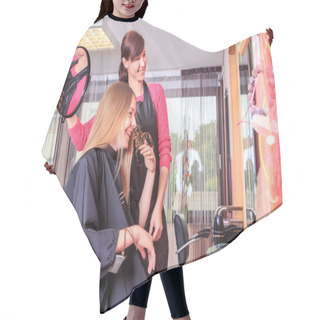 Personality  RELEASE Hair Cutting Cape