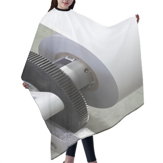 Personality  Roll Paper Hair Cutting Cape