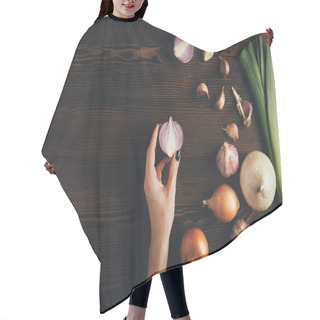 Personality  Woman Holding Half Of Onion  Hair Cutting Cape