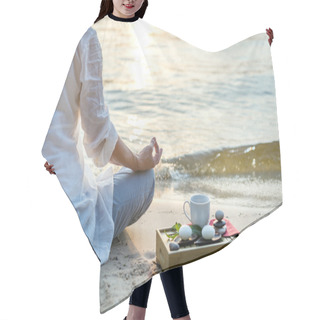Personality  Woman Meditating Hair Cutting Cape