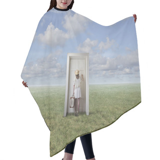Personality  Door To The Horizon Hair Cutting Cape