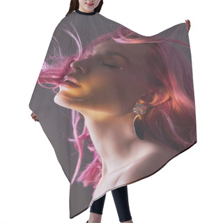 Personality  Art Beauty Portrait Of A Woman With Pink Hair, Creative Coloring. Bright Colored Highlights And Shadows On The Face, A Girl With Jewelry. Dyed Hair In The Wind Hair Cutting Cape