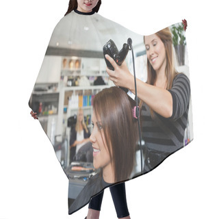 Personality  Blow Drying Hair After Haircut Hair Cutting Cape
