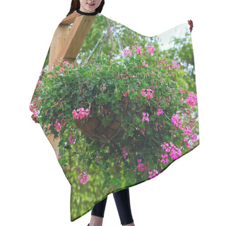 Personality  Basket Of Flowers Hair Cutting Cape