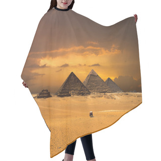 Personality  Pyramids With A Beautiful Sky Of Giza Hair Cutting Cape