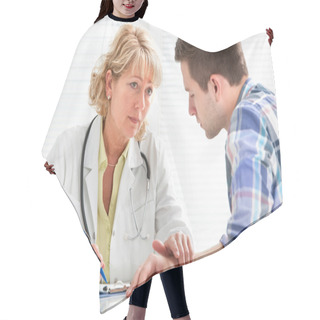 Personality  Doctor And Patient Hair Cutting Cape
