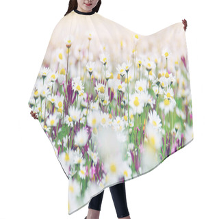 Personality  Daisy Field Hair Cutting Cape