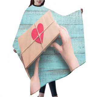 Personality  Gift Box With Red Heart Hair Cutting Cape