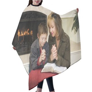 Personality  Mother And Son Praying Together Hair Cutting Cape
