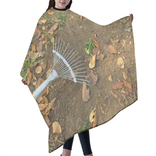 Personality  Rake In The Orchard Hair Cutting Cape