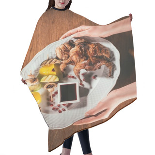 Personality  Cropped Image Of Hands Holding Palte With Fried Poultry And Vegetables   Hair Cutting Cape