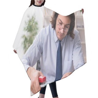 Personality  Young Male Financial Manager In The Office Hair Cutting Cape