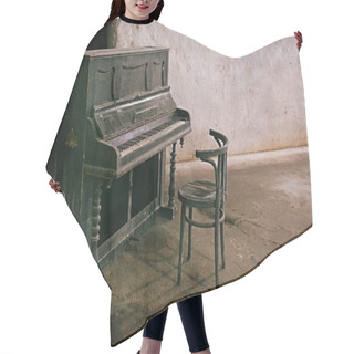 Personality  Old Abandoned Piano Hair Cutting Cape