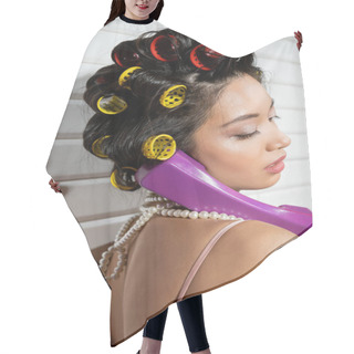 Personality  Fashionable And Asian Young Woman With Hair Curlers And Pearl Necklace Talking On Purple Retro Phone Near White Tiles, Housewife, Retro Fashion, Vintage-inspired  Hair Cutting Cape
