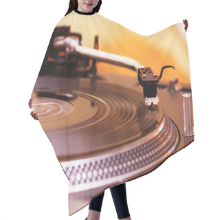 Personality  Turntable Playing Vinyl Record Hair Cutting Cape