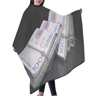 Personality  Wads Of Notes Pile Dark Hair Cutting Cape