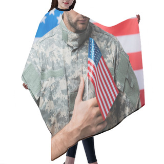 Personality  Cropped View Of Patriotic Military Man In Uniform Holding Small American Flag On Blurred Background Hair Cutting Cape