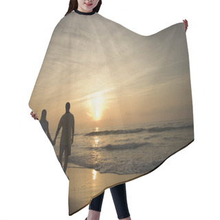 Personality  Couple Walking On Beach At Sunset Hair Cutting Cape