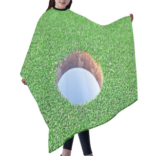 Personality  Golf Hole With Shallow Depth Of Field Hair Cutting Cape