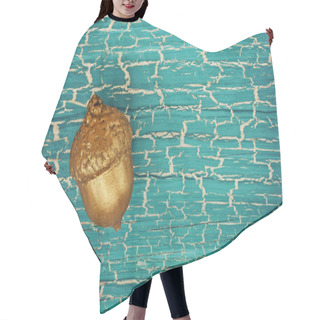 Personality  Golden Acorn On Old Plank Hair Cutting Cape