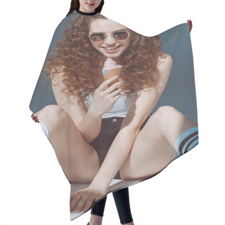 Personality  Girl In Sunglasses Eating Ice Cream Hair Cutting Cape