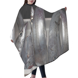 Personality  Scabbard-fishes In The Market Hair Cutting Cape