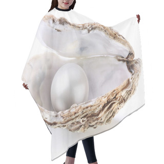 Personality  Image Of A White Pearl In A Shell On A White Background. Hair Cutting Cape