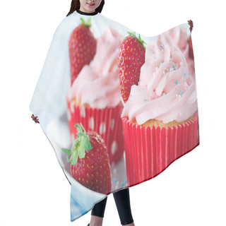 Personality  Cupcakes With Strawberries And Colorful Sprinkles Hair Cutting Cape