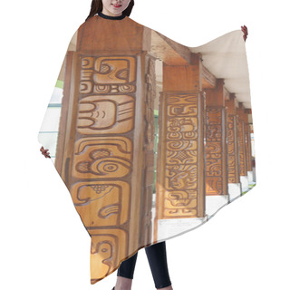 Personality  Carved Wood Columns Hair Cutting Cape