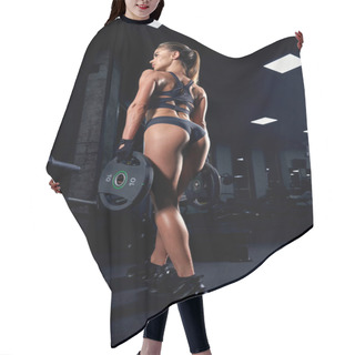 Personality  Female Bodybuilder Holding Weights. Hair Cutting Cape