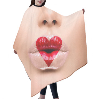 Personality  Beauty Sexy Lips With Heart Shape Paint. Valentines Day Hair Cutting Cape