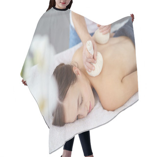 Personality  Woman Having A Massage Hair Cutting Cape