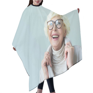 Personality  Senior Lady In Eyeglasses Hair Cutting Cape
