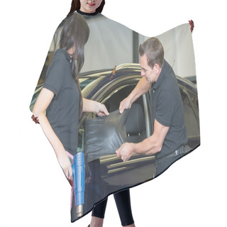 Personality  Car Wrapping Specialists Wrapping Side Mirror With Carbon Foil Hair Cutting Cape