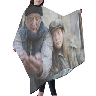 Personality  Homeless Family Hair Cutting Cape