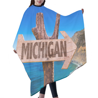 Personality  Michigan Wooden Sign Hair Cutting Cape